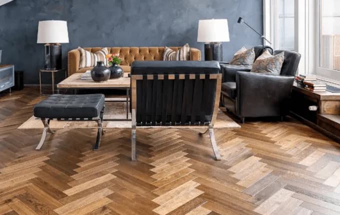 Jaką podłogę wybrać do salonu z ogrzewaniem podłogowym, aby nie żałować?